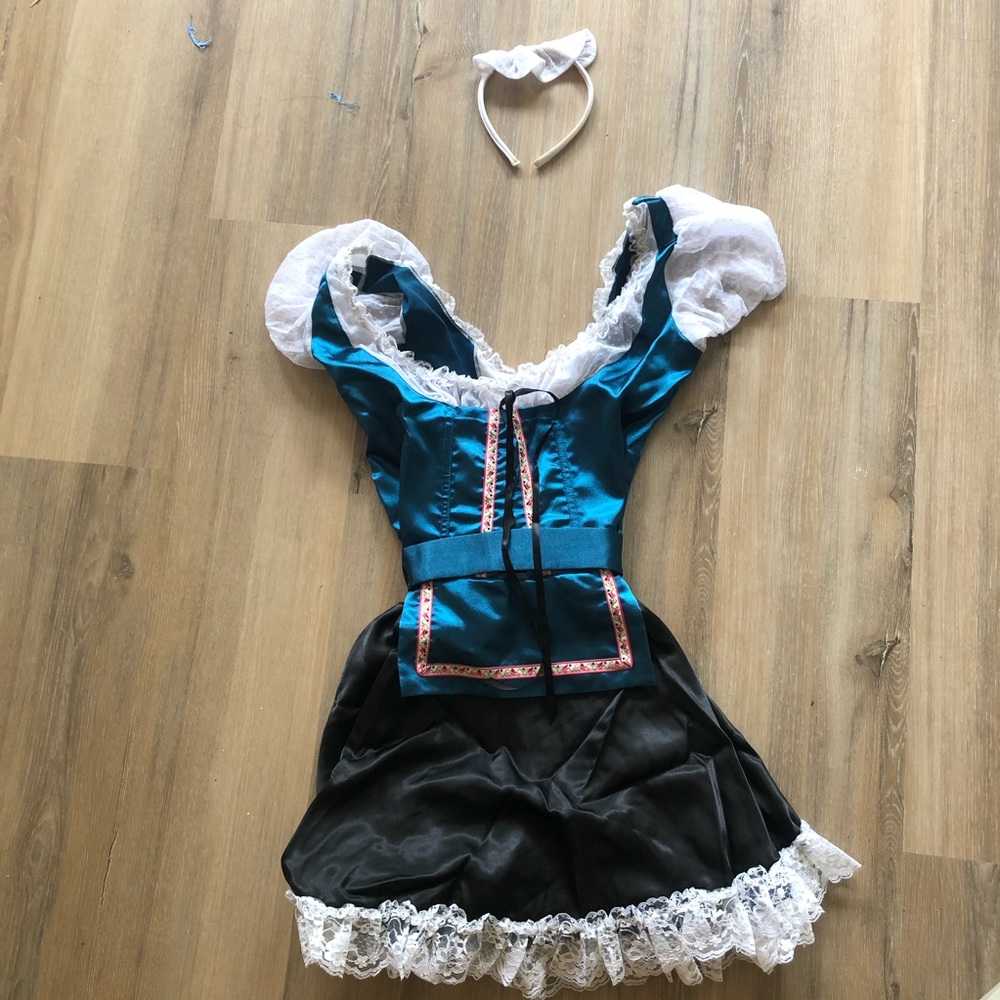 Sexy Barmaid Costume